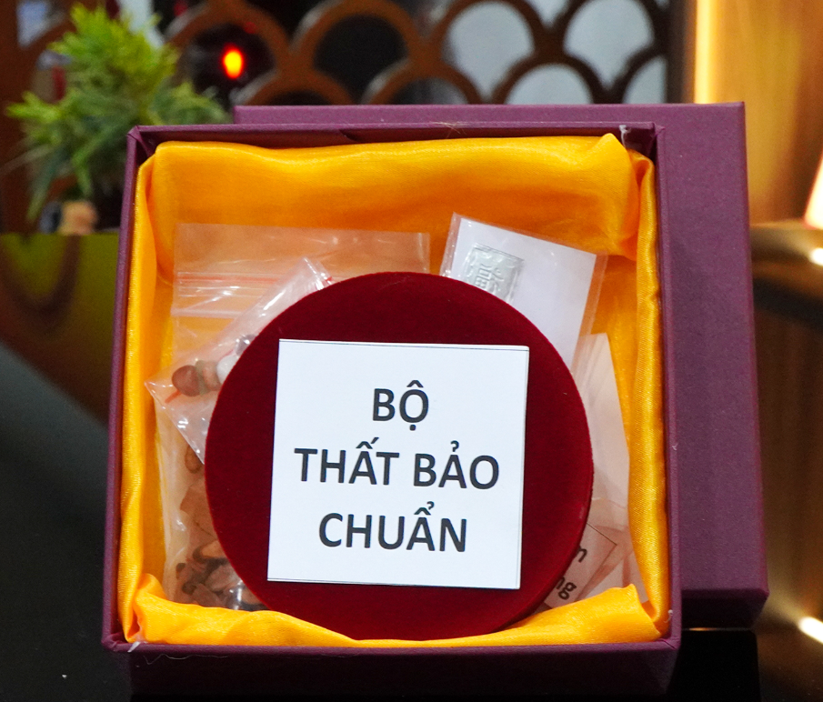 Bộ đá quý cốt thất bảo là gì ? Thông phúc thiên bảo chiêu cảm thần tài của TahiGems